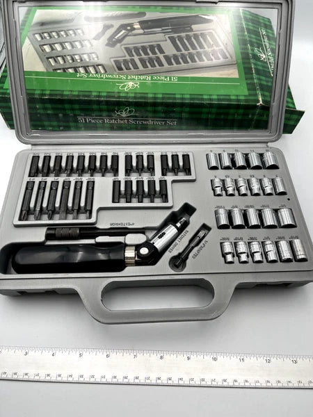 51 Piece Rachet Screwdriver Set 855004 w/ Holiday Packaging
