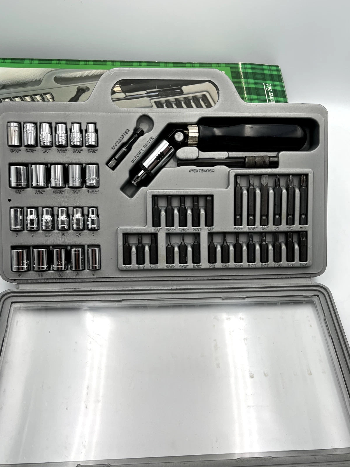 51 Piece Rachet Screwdriver Set 855004 w/ Holiday Packaging